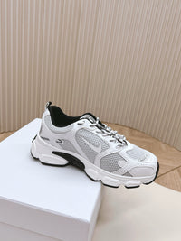 Wmns Chrono Sneakers