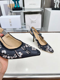 26S Slingback Pumps