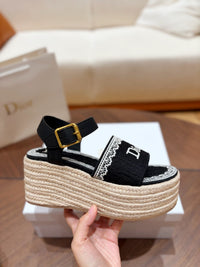 Dentelle Wedge Sandals