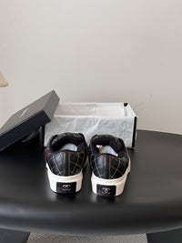 26B Logo Sneakers