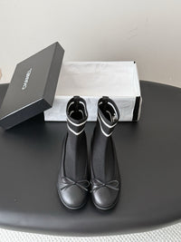 26B Sock Boots