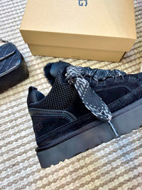 Lowmel Sneakers