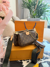 Multi Pochette Accessoires Bag