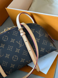 Squire East West Bag