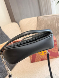 Kira Shoulder Bag
