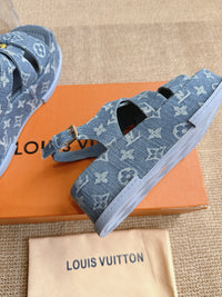Maya Flatform Sandals