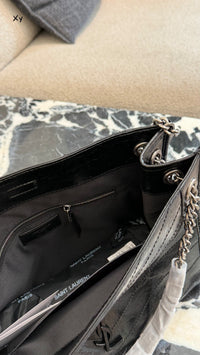 Medium Niki Shopping Bag