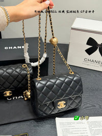 Mini Pearl Crush Classic Flap Bag