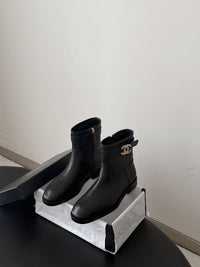 26K Leather Boots