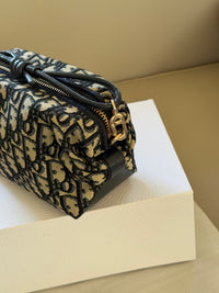 Bow Pouch