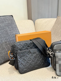 Trio Messenger Bag