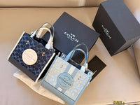 Dempsey Tote 22
