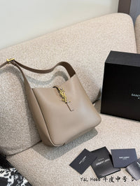 Le 37 Bucket Bag