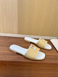 Capri Flat Mules
