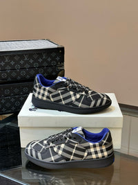 Vintage Check Sneakers