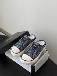26C Trainers