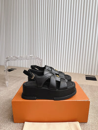 Maya Flatform Sandals