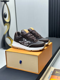 Classic Trainers