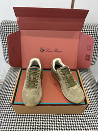 Fast Walk Sneakers