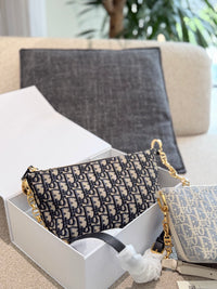 Montaigne Pouch Bag