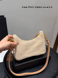 Re-Edition Crochet Shoulder Bag