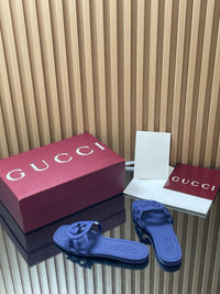 Interlocking G Slide Sandals