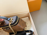 Vanity Pouch Trunk Bag