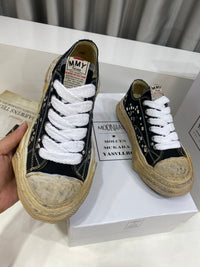 Peterson 23 Embellished Low-Top Trainers