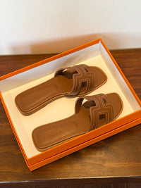 Oran Sandals
