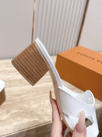 Isola Mules