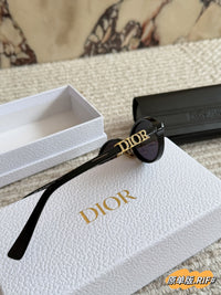 R1I Oval Sunglasses