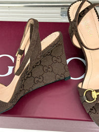 Donna Wedge Sandals