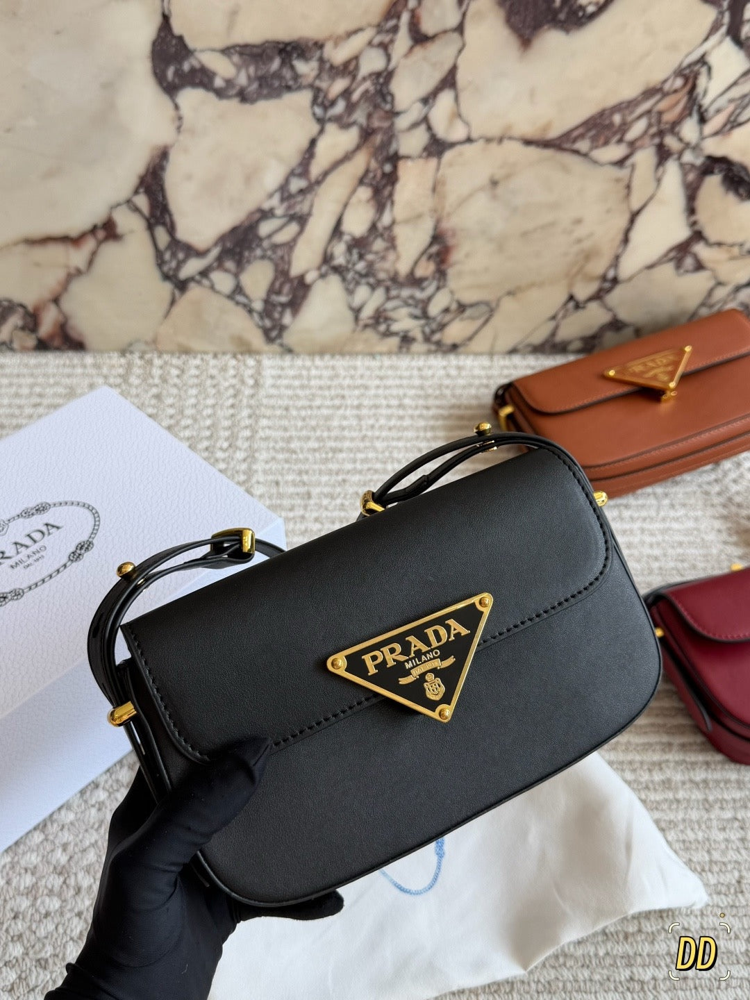 Emblème Shoulder Bag