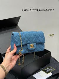 Mini Square Pearl Crush Bag