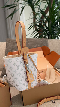 All In BB Monogram Pearly