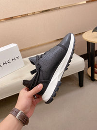 Spectre Runner Sneakers