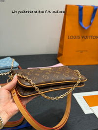 Pochette Liv