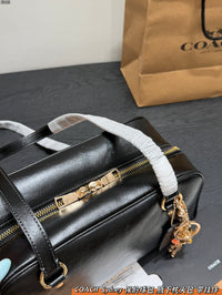 Sydney Shoulder Bag