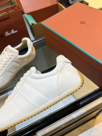 Fast Walk Sneakers