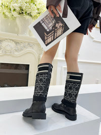 D-Major Boots