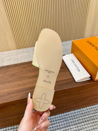 Capri Flat Mules