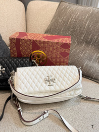 Kira Shoulder Bag
