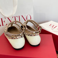 Garavani Rockstud Ballet Flats