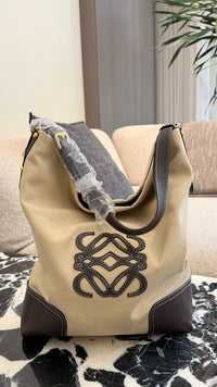 Luna Hobo Bag