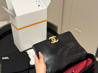 19 Handbag