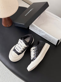 26B Logo Sneakers