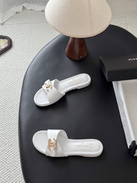 26B Leather Sandals