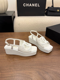 26S Platform Sandals