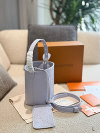 All In BB Bucket Bag