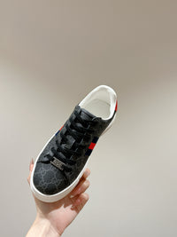 Low Top Sneakers